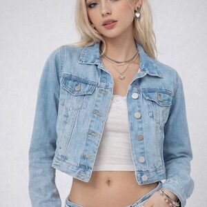 Reserve Fairfax Light Wash Denim Jacket - Women's Casual Crop Jacket Size S